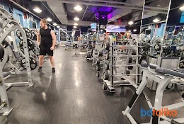 Crunch Fitness - 54th Street